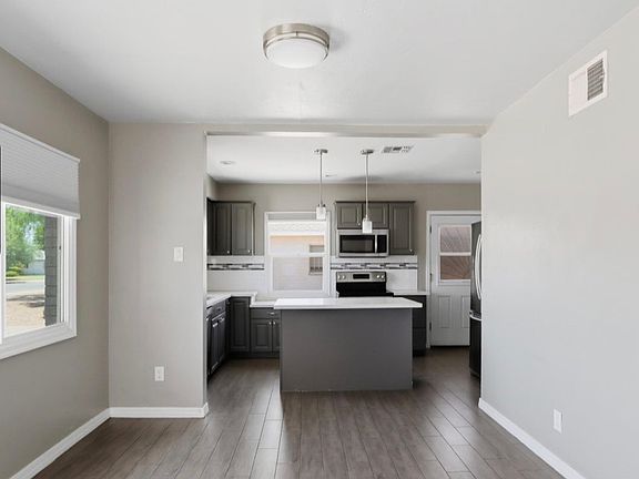 2nd image of 3022 N 17th Ave