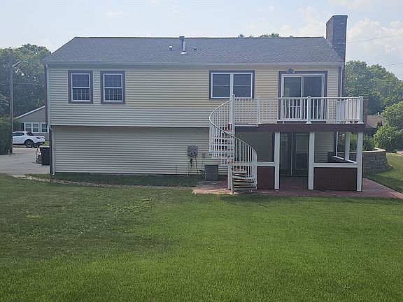 4th image of 3 Brightman Ln