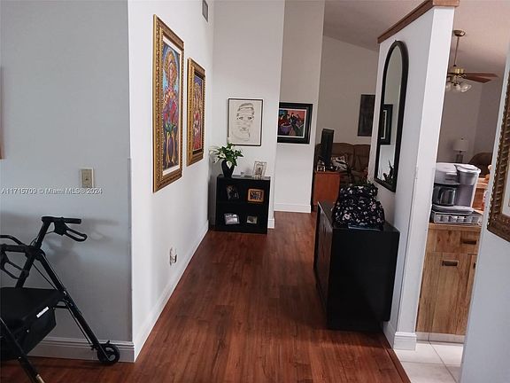 5th image of 7446 NW 47th Pl