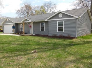825 Marie Ave, Machesney park, IL 61115