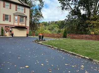 1431 Bower Hill Rd, Bridgeville, PA 15017