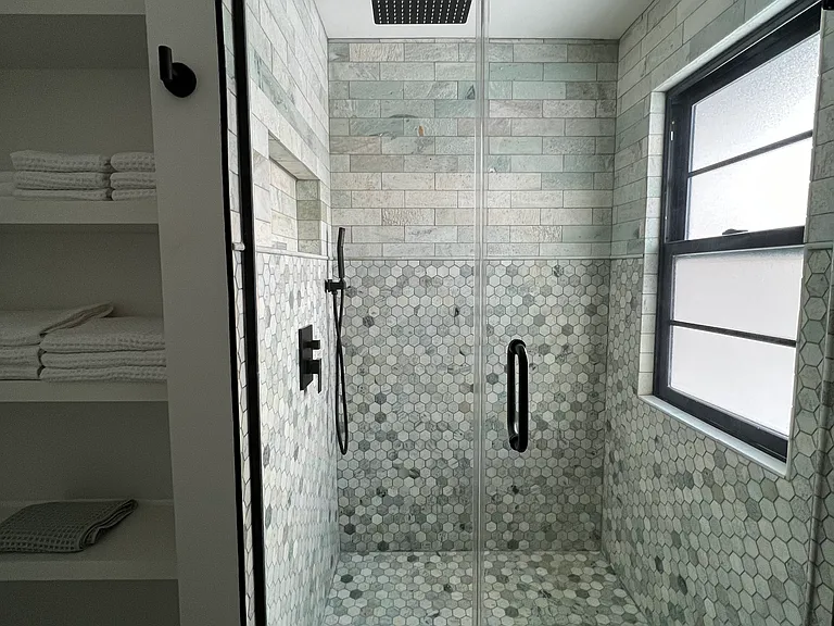 102 South St — Photo 2