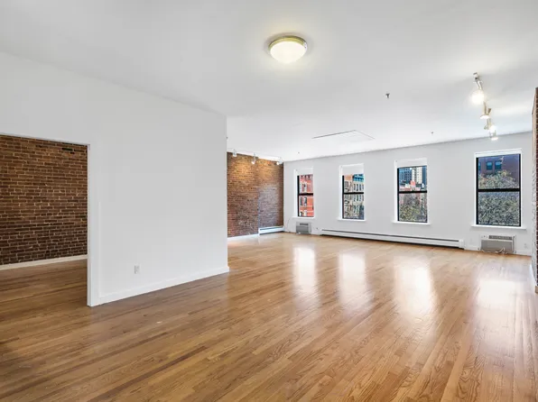 701 Tenth Avenue image 1 of 7