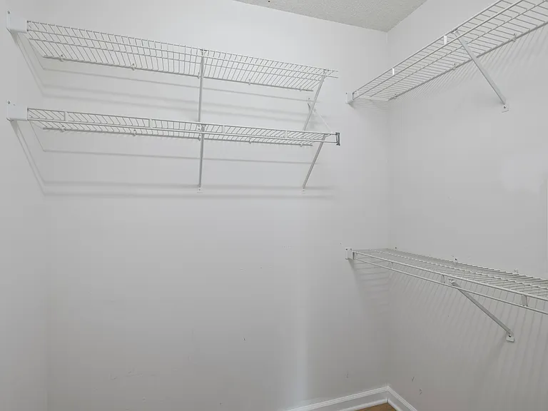 606 Gaslight Trl — Photo 24