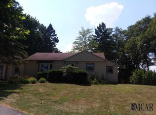 8345 Lewis Ave, Temperance, MI 48182