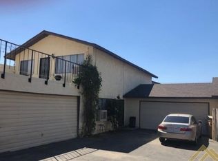 2709 La Costa St #B, Bakersfield, CA 93306
