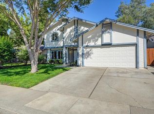 9316 Mapleview Way, Elk Grove, CA 95758