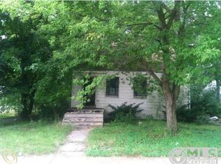 16805 Chatham St, Detroit, MI 48219