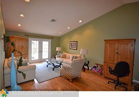 4th image of 10343 Welleby Isles Blvd