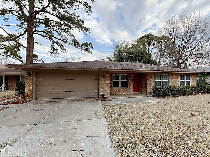 1st image of 1709 Windsor Dr