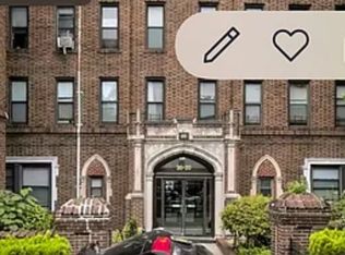 36-20 168th St #6M, Flushing, NY 11358