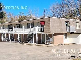 614 W Cleveland St #3, Fayetteville, AR 72701