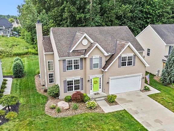2nd image of 33269 Canterbury Rd