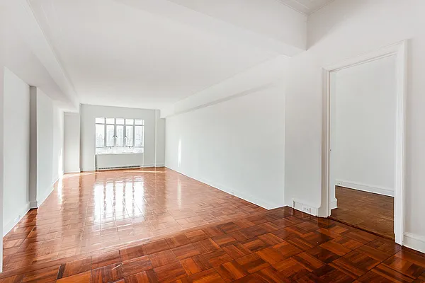 Sold by Stribling | media 3