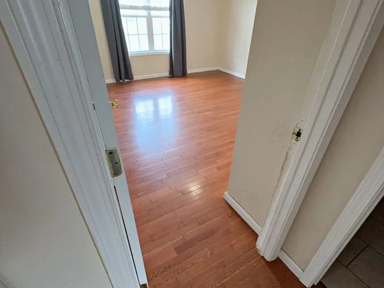 7008 Brittney Cir — Photo 10