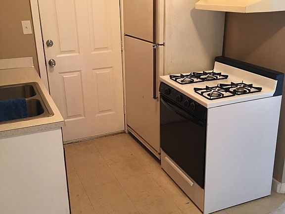 5th image of 2301 S V St #3954263
