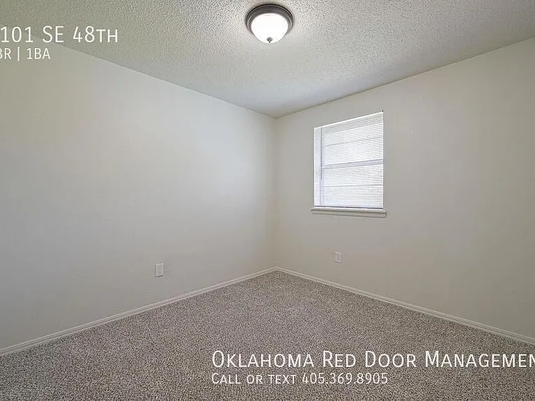4101 SE 48th St — Photo 2