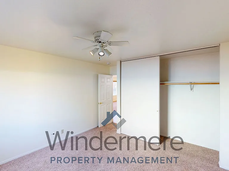 2040 Sunbar St — Photo 15