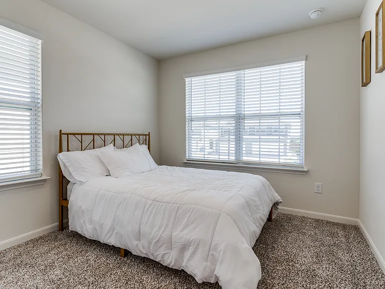 316 Stone Ct — Photo 14