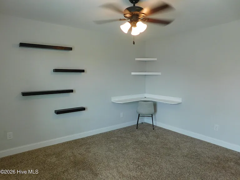 101 Staffordshire Dr #101 — Photo 37