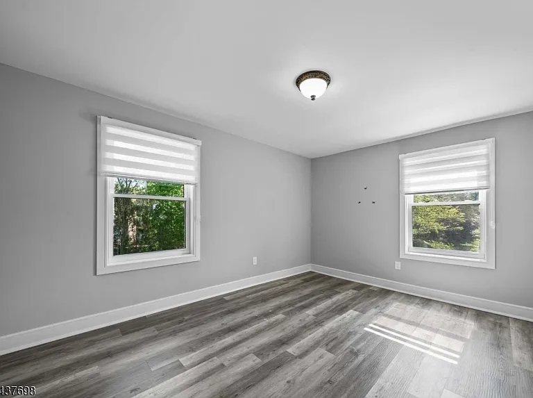 21 Valley Ave — Photo 13