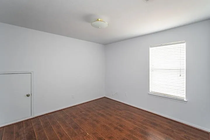 2322 Cool Springs Ln — Photo 37