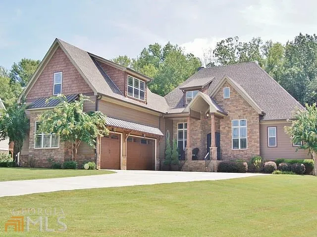 165 Berry Hill Ln photo 1