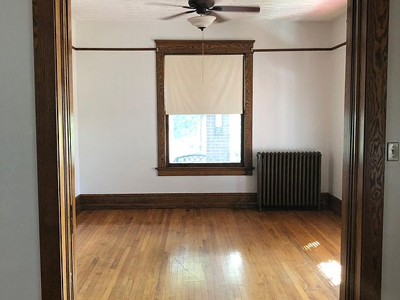4th image of 317 W Maple St #1