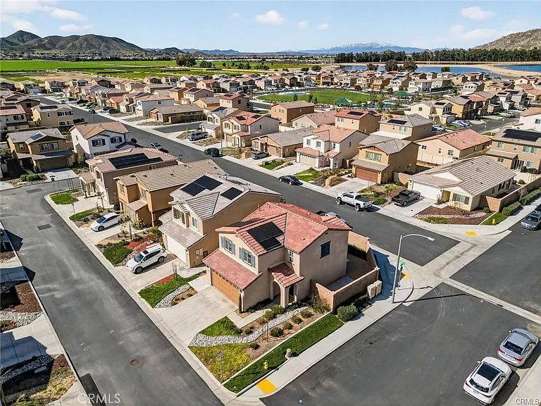 30826 Grand Prix Ct — Photo 26