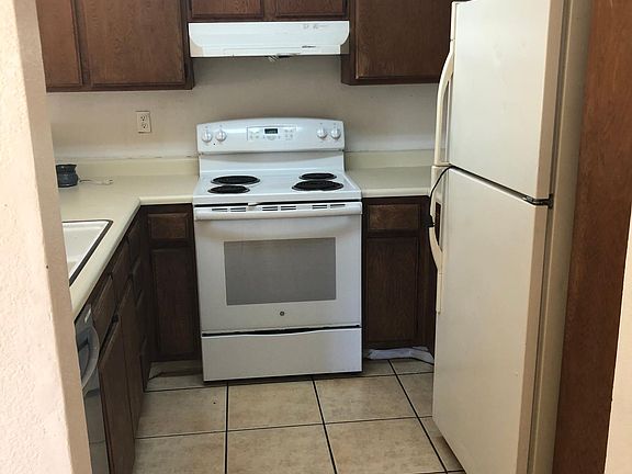 5th image of 1190 S Winery Ave Unit 235