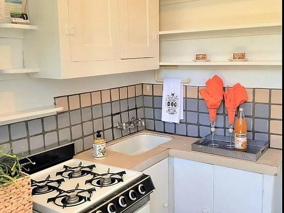3rd image of 634 Garcia St #10
