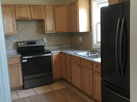 5th image of 75 Saratoga Ave