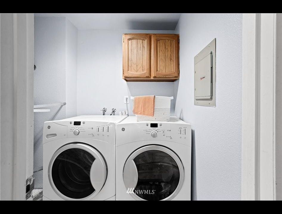 1st image of 19125 Ballinger Way NE APT 201