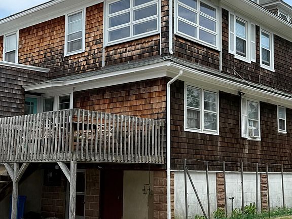 5th image of 632 Main Ave APT 3