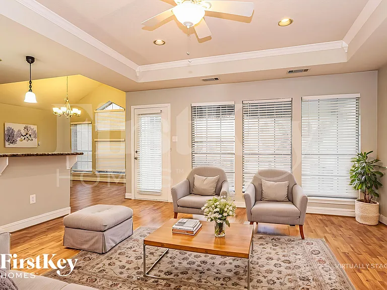 112 Golfview Dr — Photo 5