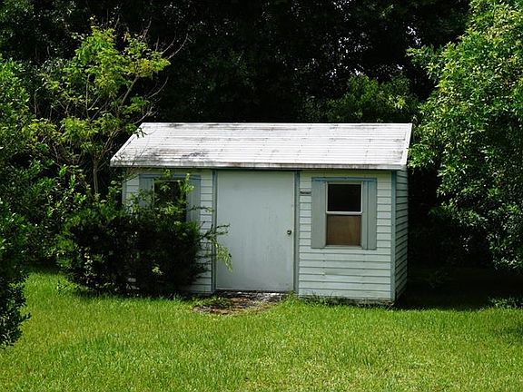 3rd image of 509 W Crescent Dr