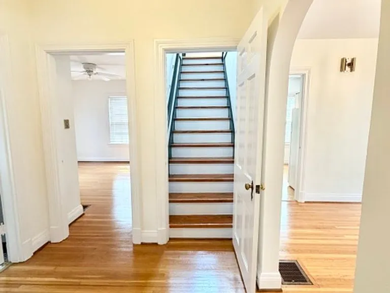 2414 Brighton Dr — Photo 14