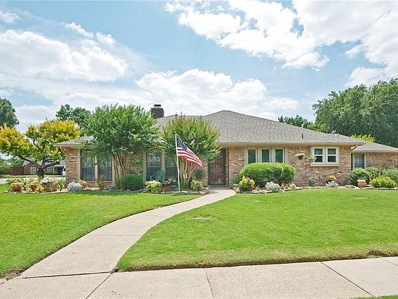2nd image of 2160 Bunker Hill Cir