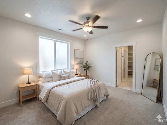 5th image of 300 E Mayfield Springs Blvd