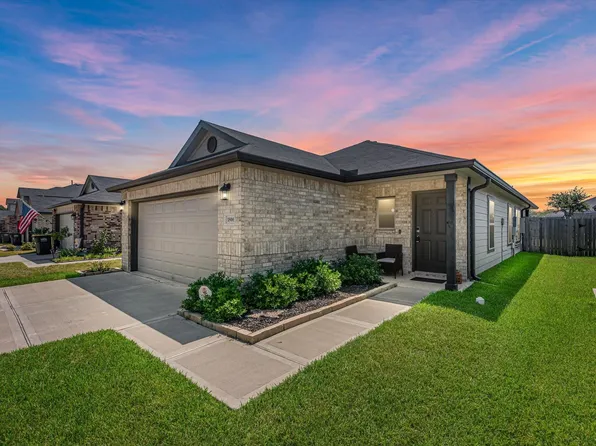 1806 Brushy Cedar Dr, Conroe, TX 77301