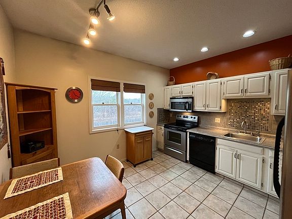 3rd image of 7 Griswold Dr #14C
