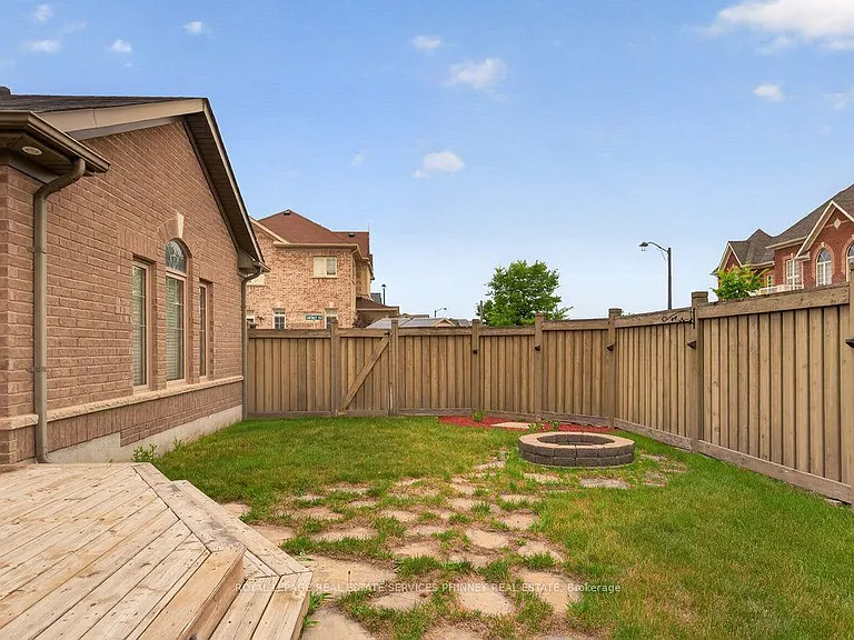 222 Moody Dr — Photo 40