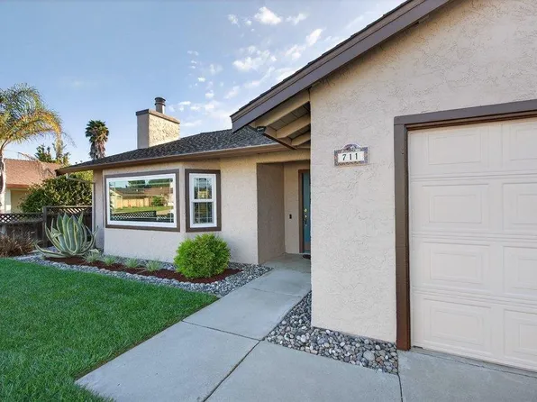 711 Clearview Dr, Hollister, CA 95023