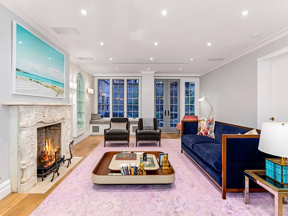 1st image of 10 Gramercy Park S #1A