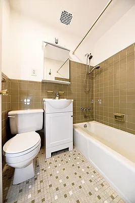Rented by Buchbinder & Warren | media 15