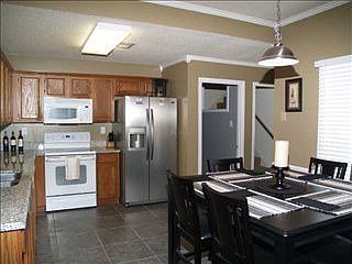 4th image of 7125 La Casa Dr