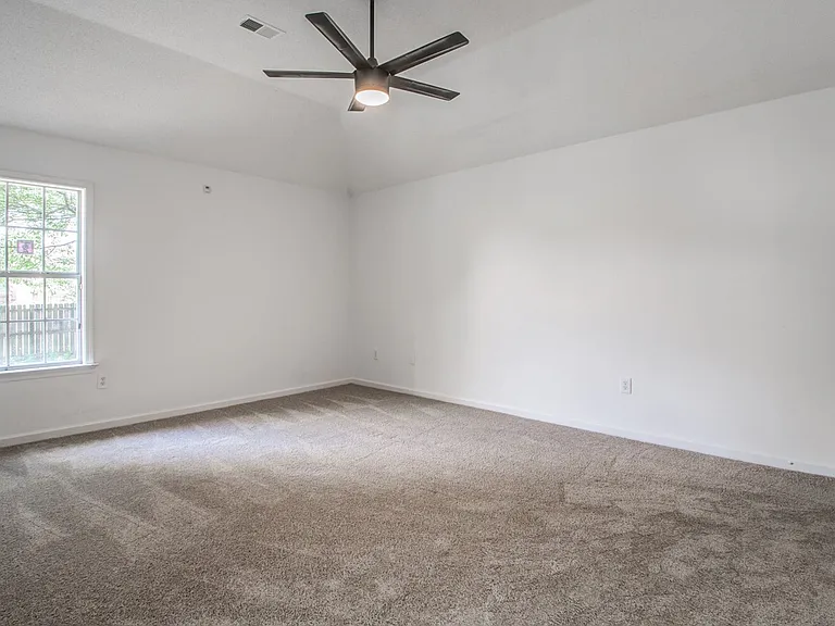 5624 Annandale Dr — Photo 32