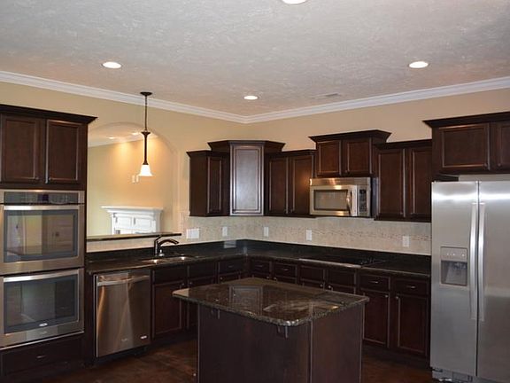 4th image of 280 Autumn Terrace Ln