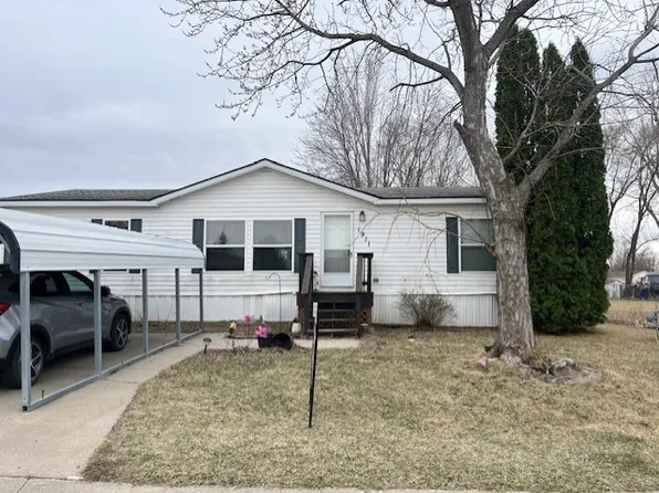 1911 30th Ave, Council Bluffs, IA 51501