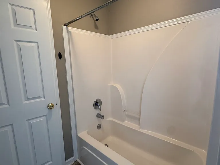 223 Milford Dr — Photo 22